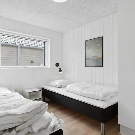 Elvin - 3-5km From The Sea By Interhome